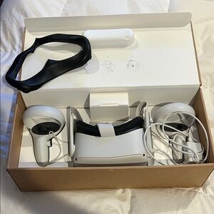 Oculus Quest 2 (Box & Instructions Included)
Barely Used